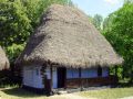 Casă atelier de pietrar; Almaşu Mare, com. Almaş, jud. Alba; Muzeul Etnografic al Transilvaniei. Parcul Etnografic „Romulus Vuia” - Cluj Napoca