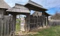 Poartă ţărănească Miculeşti; Miculeşti, com. Slivileşti, jud. Gorj; Muzeul Arhitecturii Populare din Gorj - Curtişoara