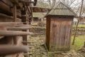 Latrină Bancu; Bancu, com. Ciucsângeorgiu, jud. Harghita; Muzeul Naţional al Satului „Dimitrie Gusti” - Bucureşti